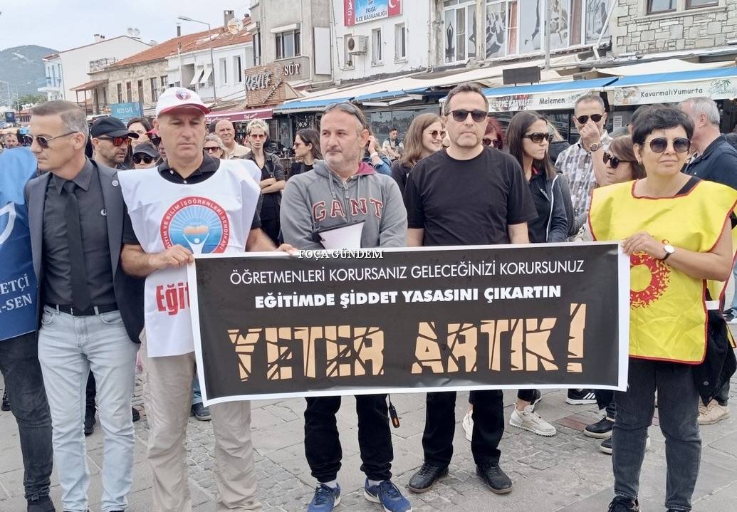 Öğretmenler İş Bıraktı! MEB Önünde Protestolar Var